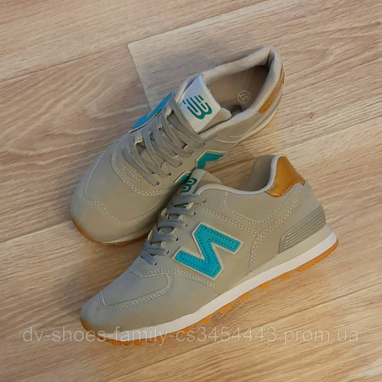 512 40. Нью бэланс 574 голубые мужские. New Balance 574 бирюзовые. Кроссовки New Balance 574 голубые. New Balance 574 голубые.