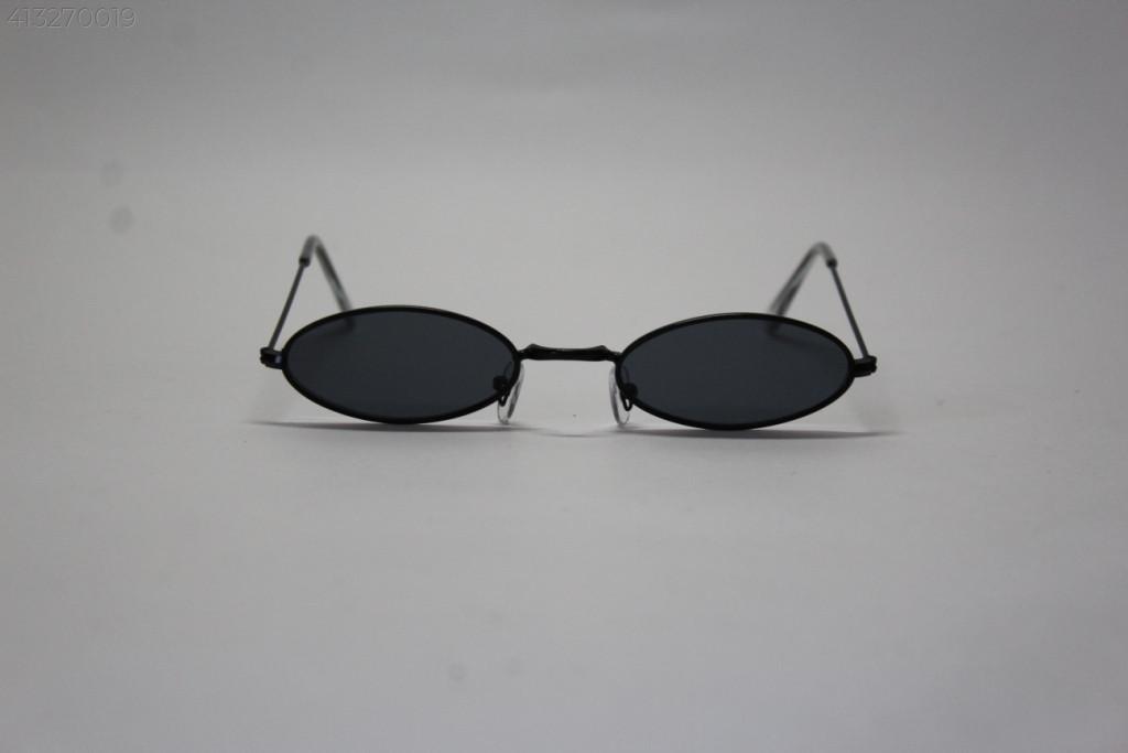 

Солнцезащитные женские очки Narrow sunglasses Black, Черный