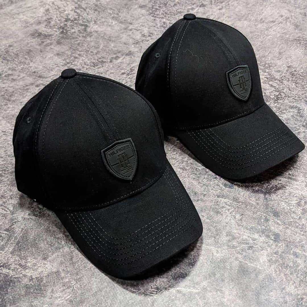 

Брендовая закрытая кепка Tommy Hilfiger CK2118 черная, Черный