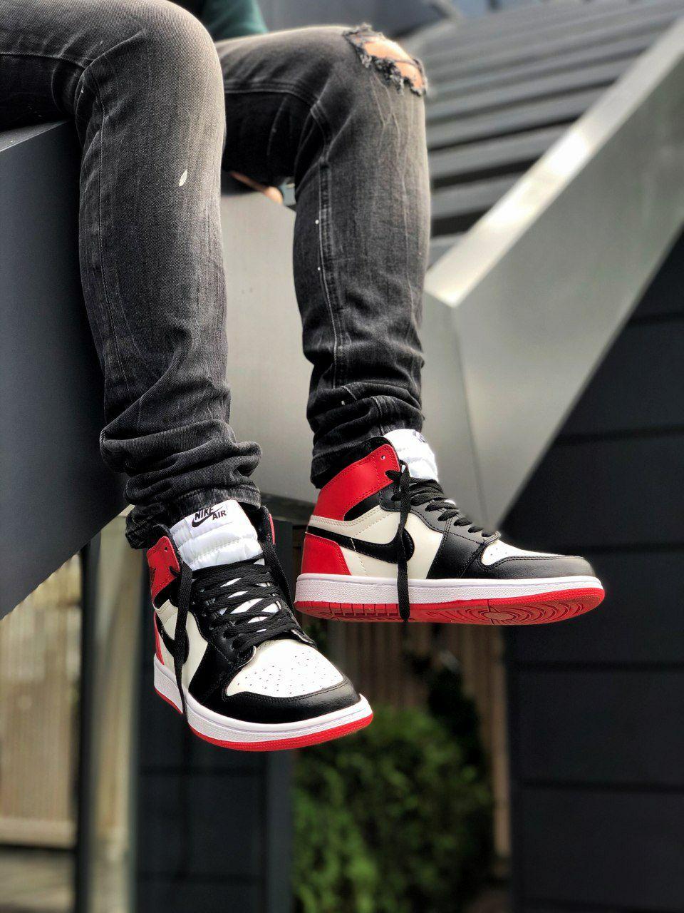 

Мужские кроссовки Nike Air Jordan 1 Retro High Black White Red / Найк Аир Джордан 1 Ретро Черные Белые Красные, Красный