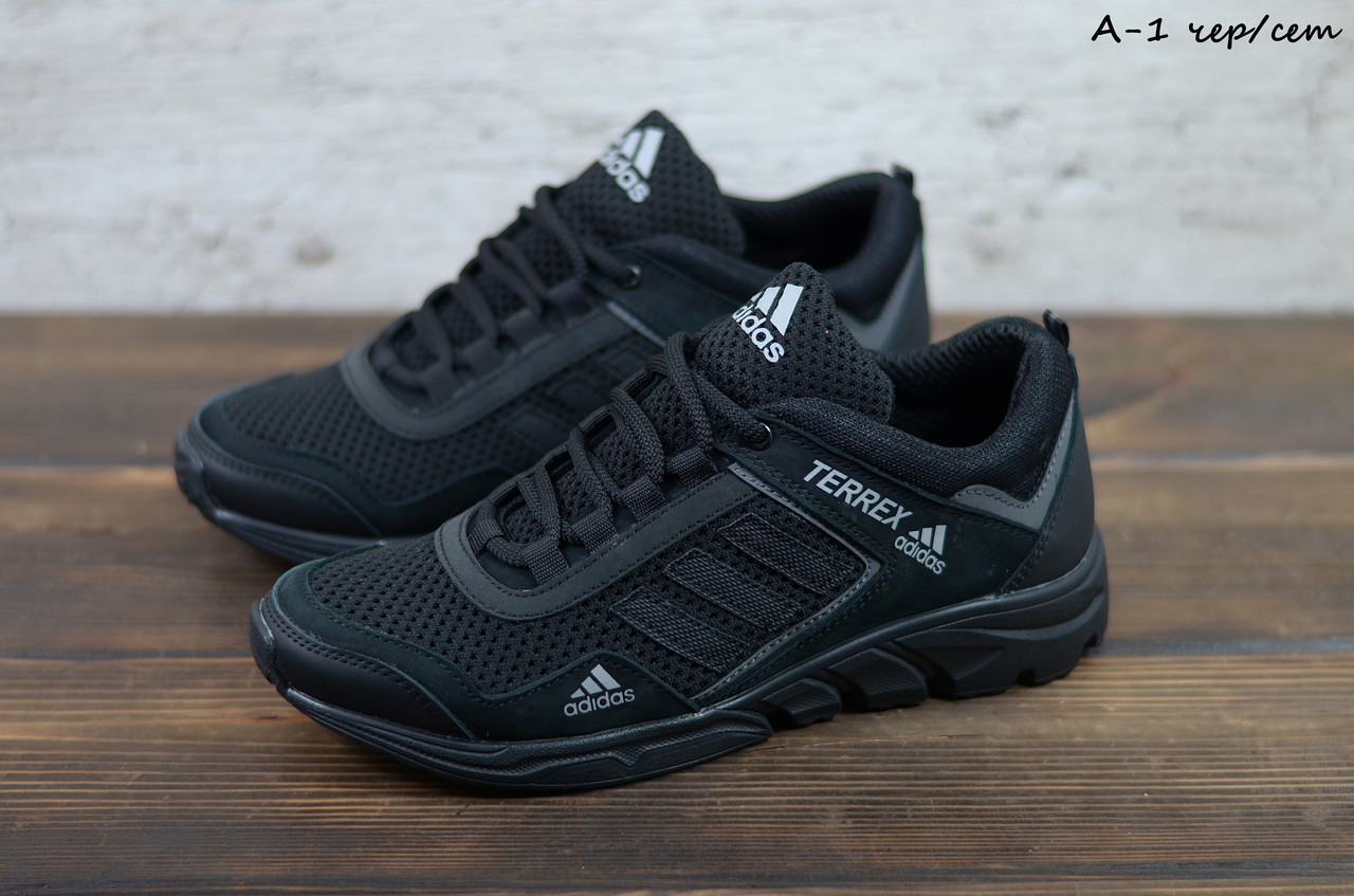 

Мужские кроссовки в стиле Adidas Адидас, черные 45 (30 см), Черный