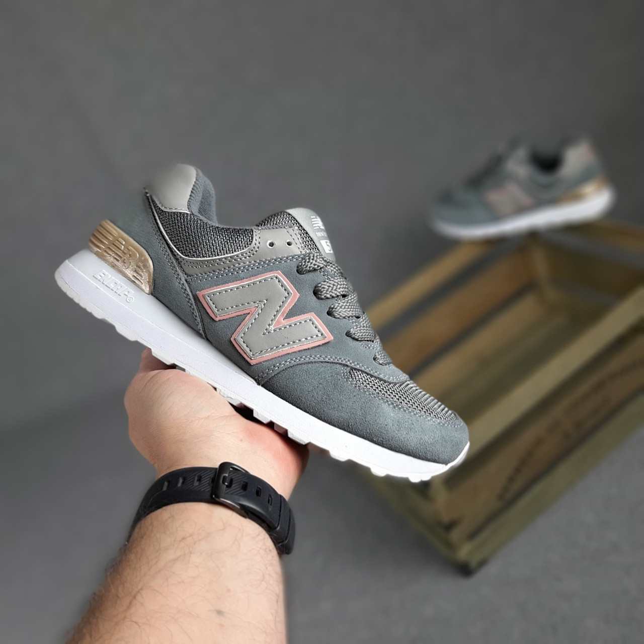 

Женские кроссовки в стиле New Balance Нью беланс 574, серые 40 (25,5 см), Серый