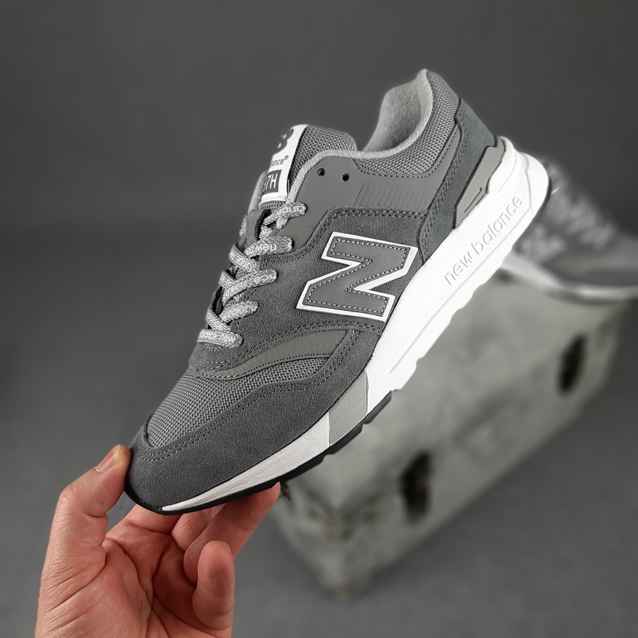 

Мужские кроссовки в стиле New Balance Нью беланс, серые 46 (29 см), Серый