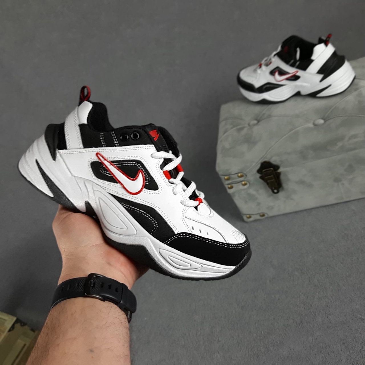 

Женские кроссовки в стиле Nike Найк M2K Tekno, белые с черным 40 (25 см), Белый