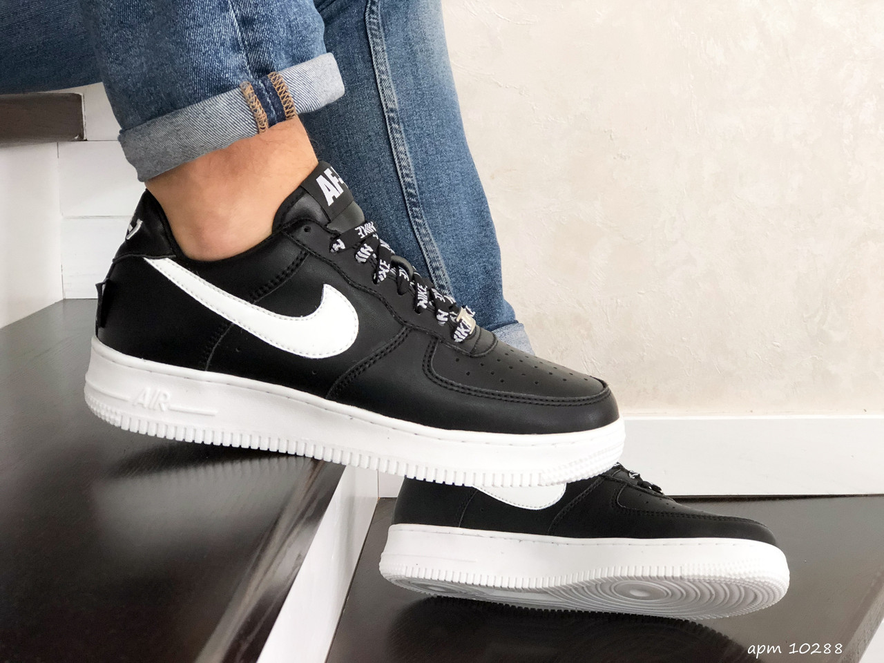 

Мужские кроссовки в стиле Nike Найк Air Force Af 1, черные с белым 43 (27,6 см), Черно-белый