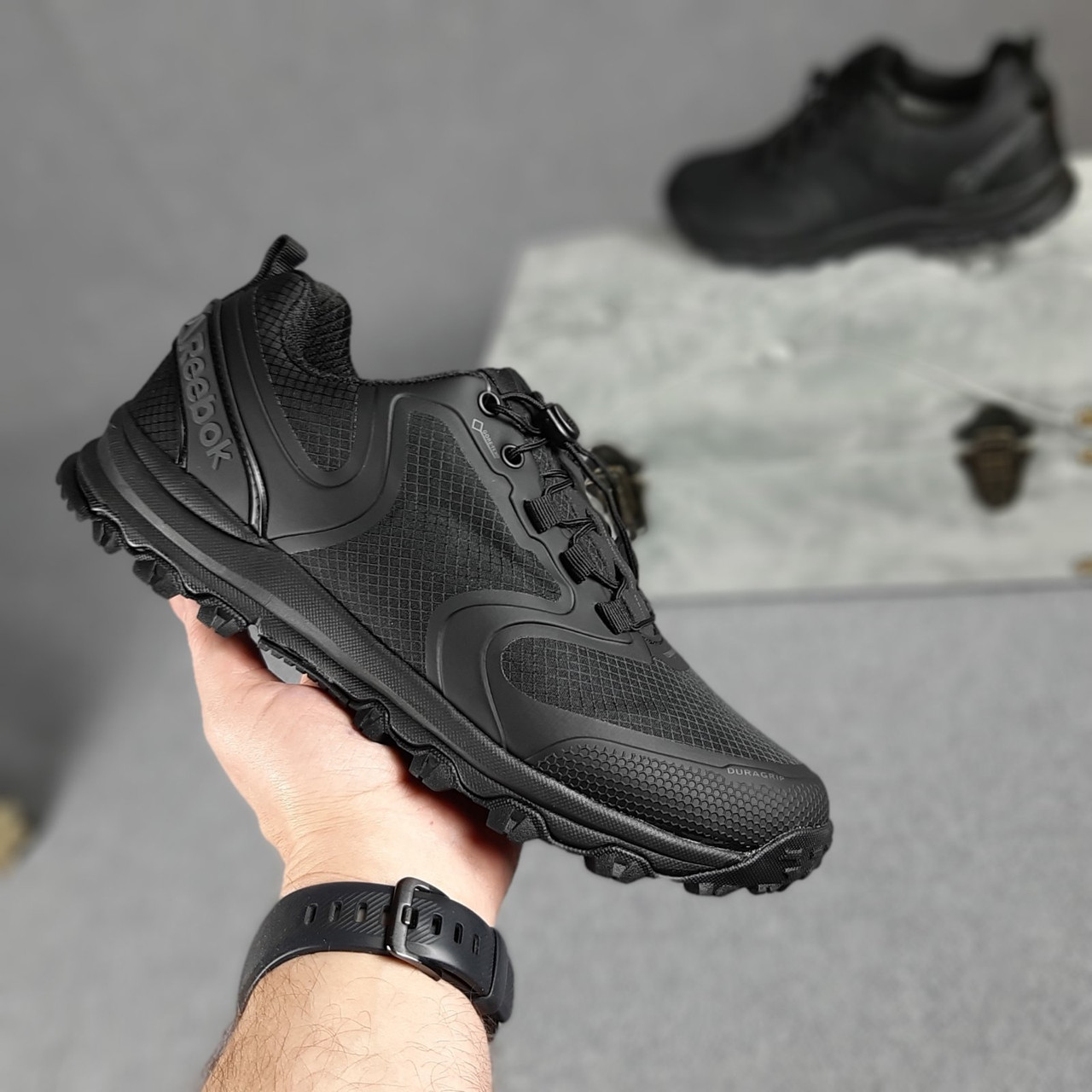 

Мужские кроссовки в стиле Reebok Рибок Terrain, черные 41 (26 см), Черный