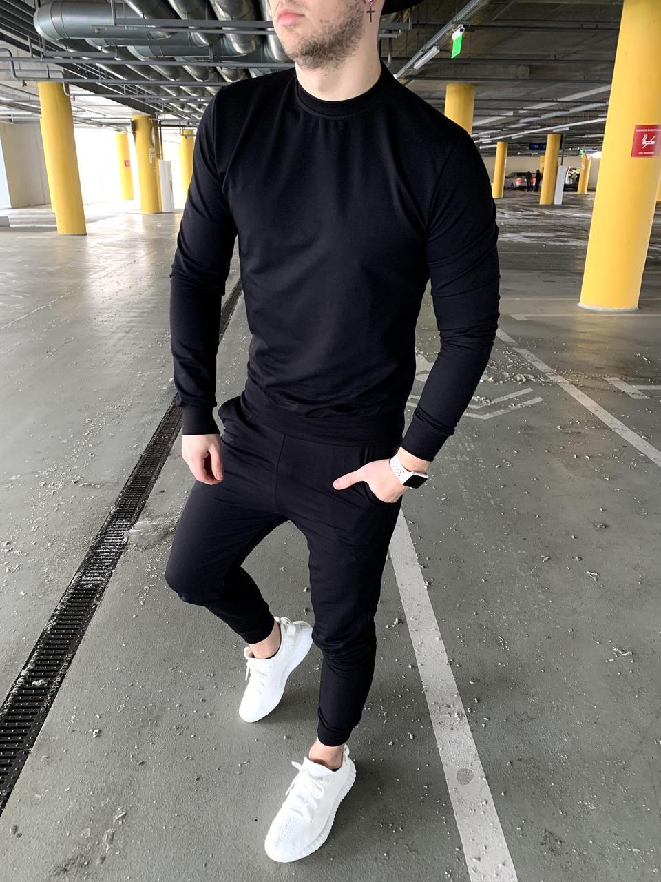 

Черный костюм база свитшот XL