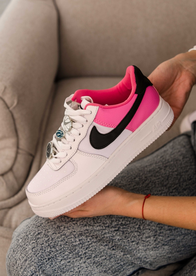 

Кроссовки женские Nike Air Force 1 Low SE White/Pink/ Белые с розовым 39 (25.0см.), Белый