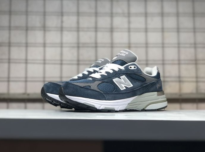 

Мужские кроссовки New Balance M993