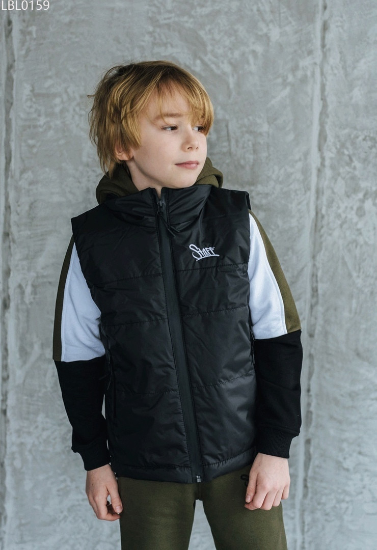 

Детcкая жилетка Staff black
