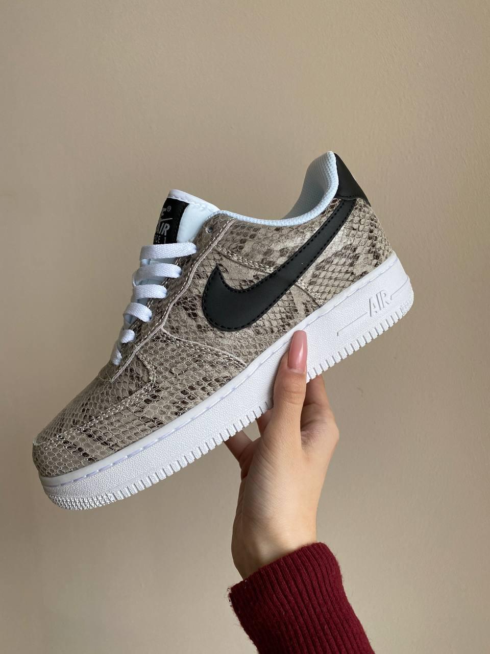 

Кроссовки женские Nike Air Force 1 питон, Найк Аир Форс, натуральная кожа, прошиты, код PL-0604 38