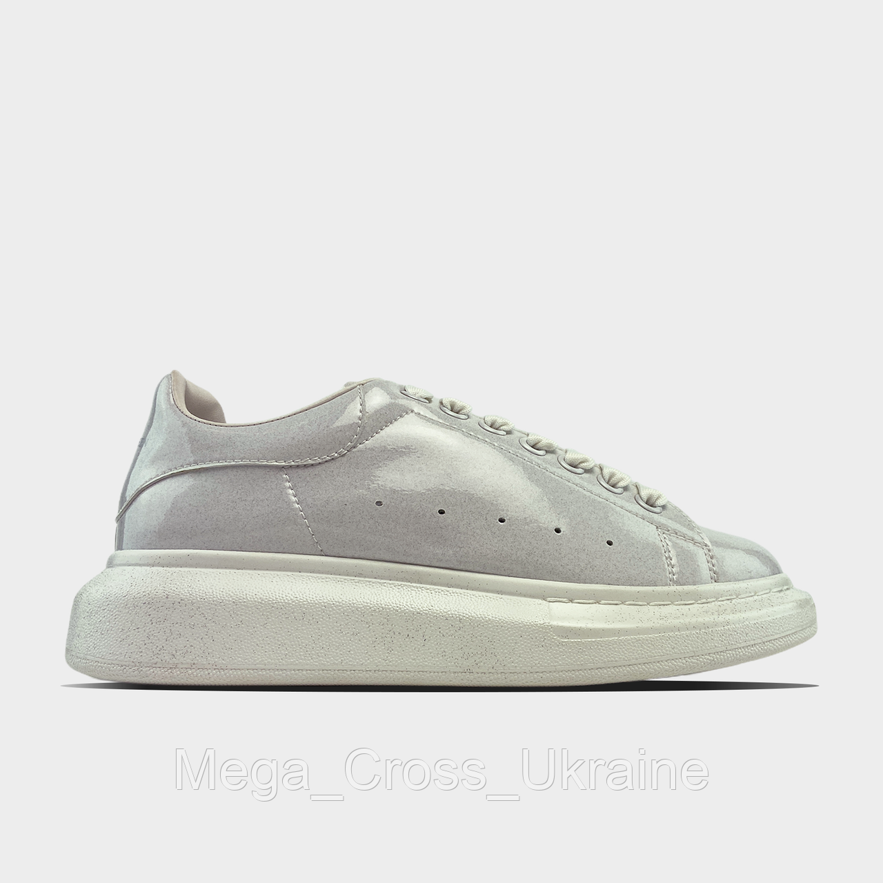 

Женские кроссовки Alexander McQueen Galaxy White (Белый)