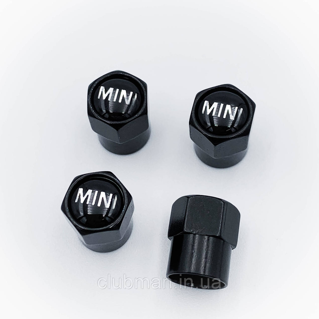 

Защитные колпачки на ниппеля MINI (Мини) Cooper One S R50 R53 R56 R60 F55 F56 4 шт Надпись MINI Чёрные