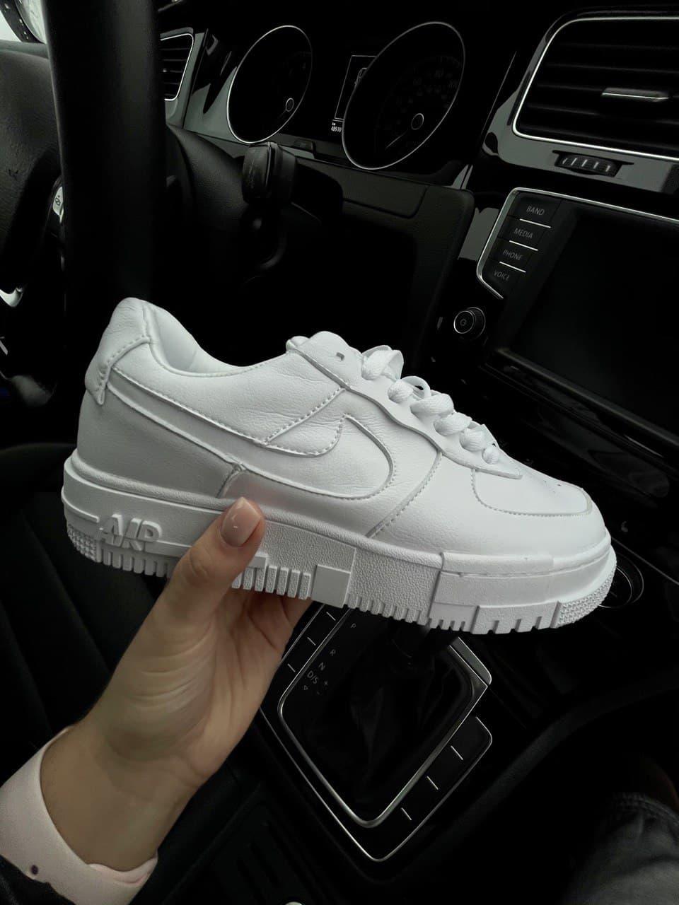 

Женские кроссовки Nike Air Force 1 Pixel White / Найк Аир Форс 1 Пиксель Белые 37, Белый