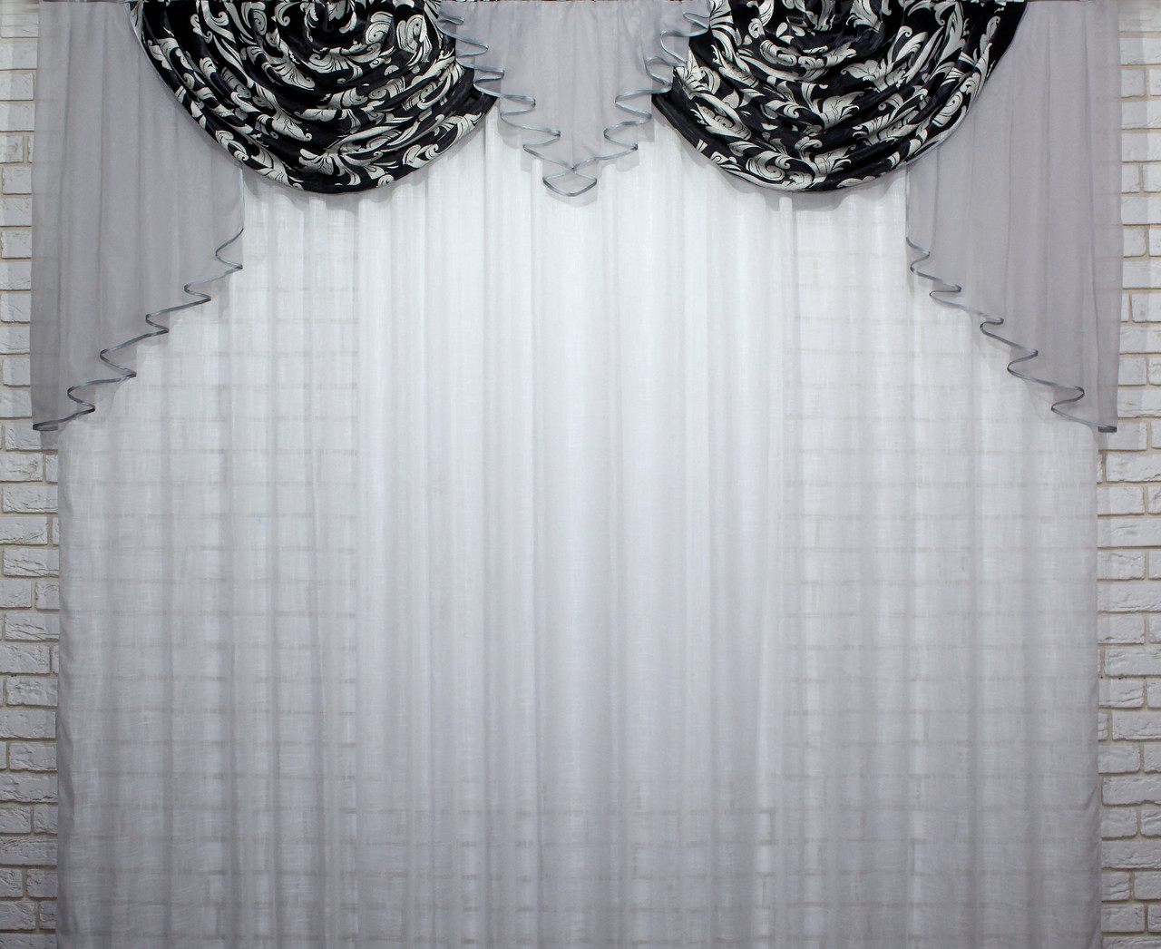Ламбрекен із тканини блекаут на карниз 2,5м. №063л, колір чорний з сірим. Код 60-084