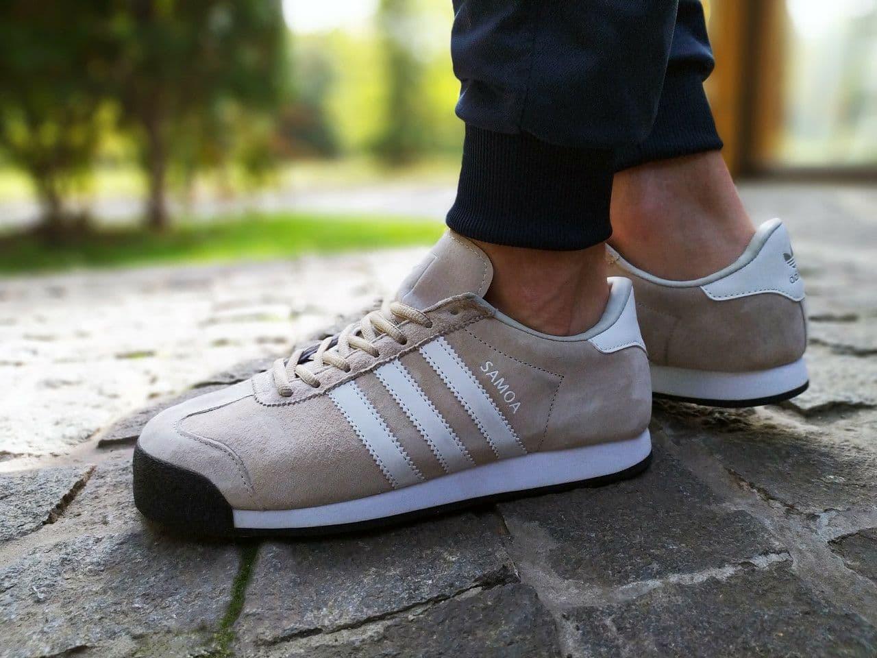 

Мужские кроссовки Adidas Samoa 43