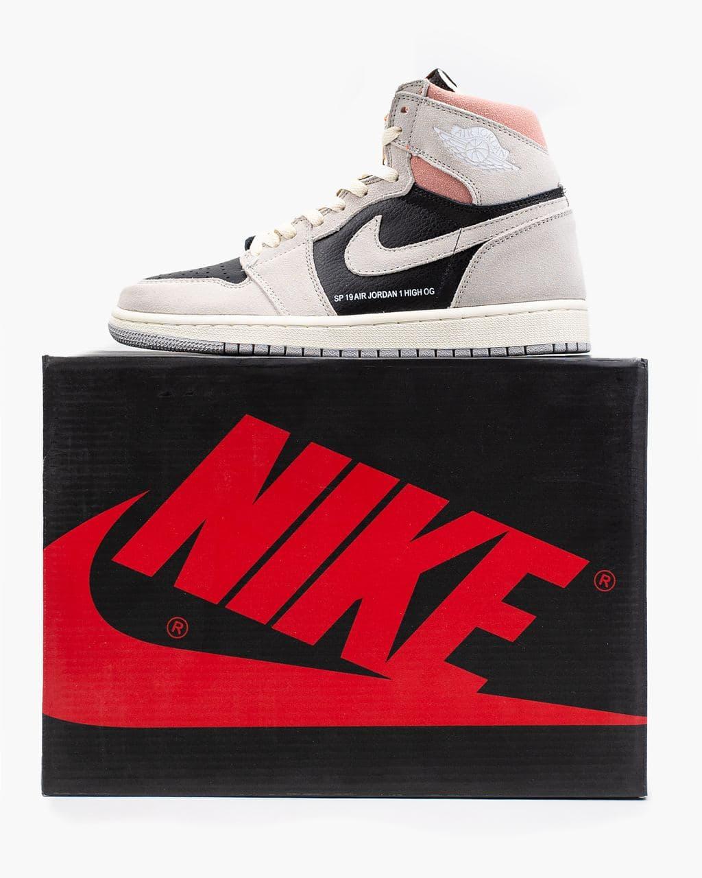 

Мужские кроссовки Nike Air Jordan Retro 1 High Grey Black / Найк Аир Джордан Ретро 1 Высокие Серые Черные 44, Серый