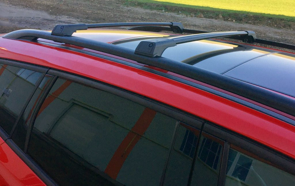 

Volkswagen Golf 5 Перемычки на рейлинги без ключа (2 шт) Серый