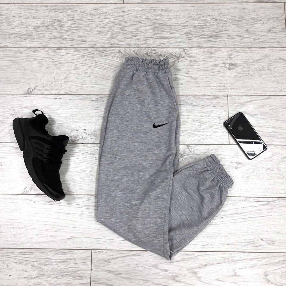 

Спортивные штаны Nike на манжете Найк приталенные светло-серые унисекс мужские/женские, Светло-серый