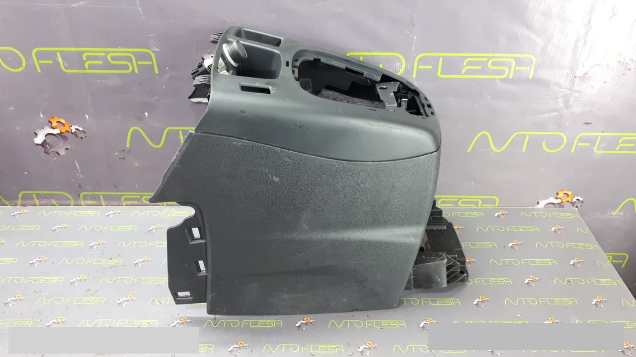 

Б/у консоль центральная 969100066R, 969100067R для Renault Scenic III