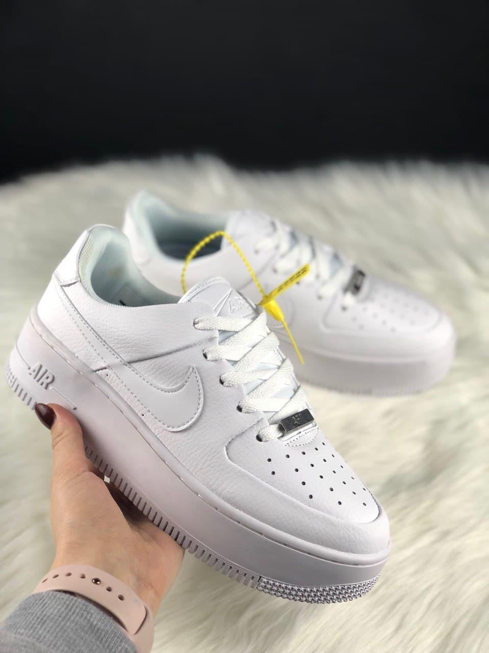 

Женские кроссовки Nike Air Force 1 White Sage / Найк Аир Форс 1 Белые 38, Белый