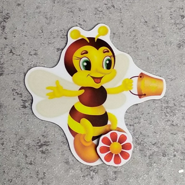 Магнитный стенд для крепления рисунка Пчелка с ведром