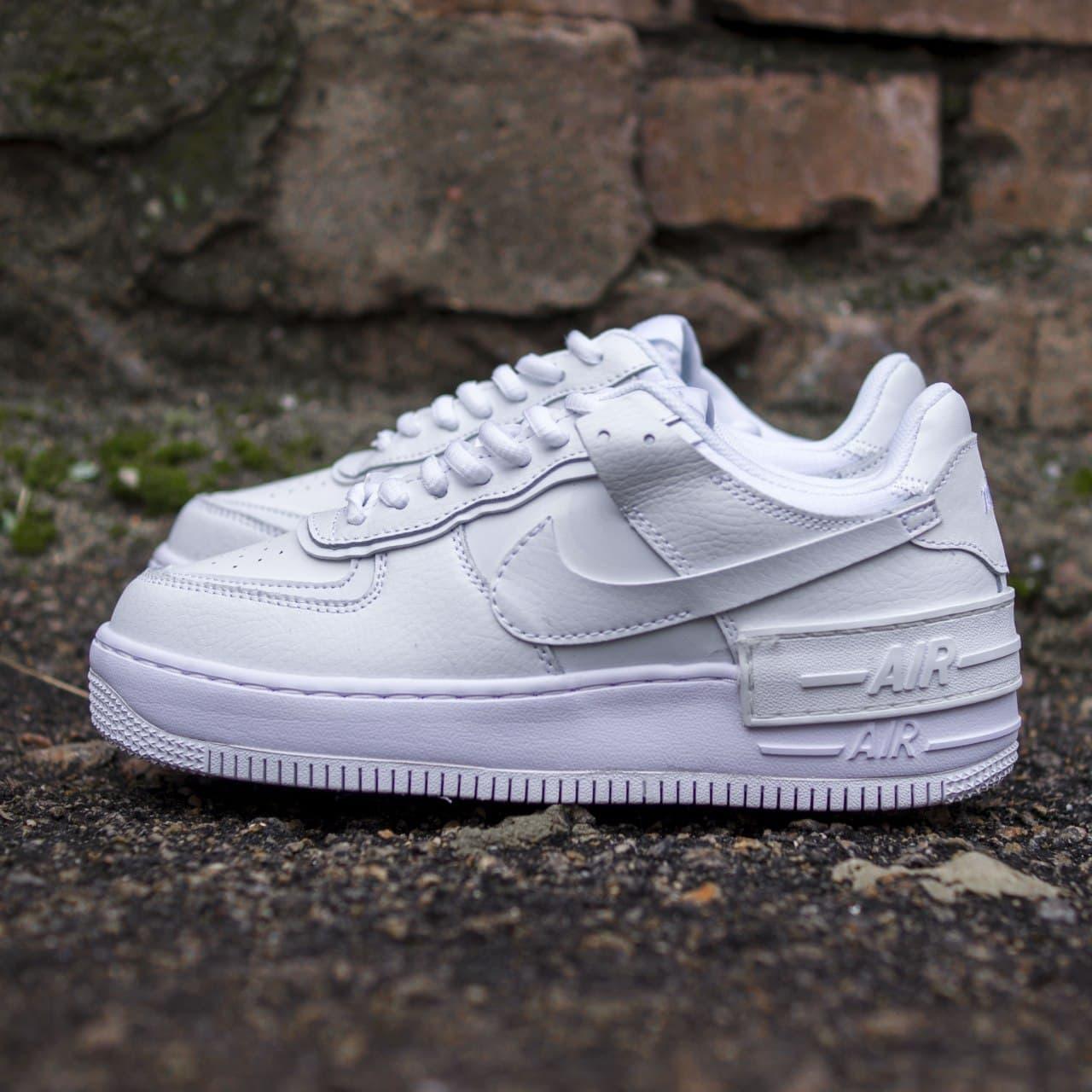 

Женские кроссовки Nike Air Force Shadow White / Найк Аир Форс Шадов Белые 39, Белый