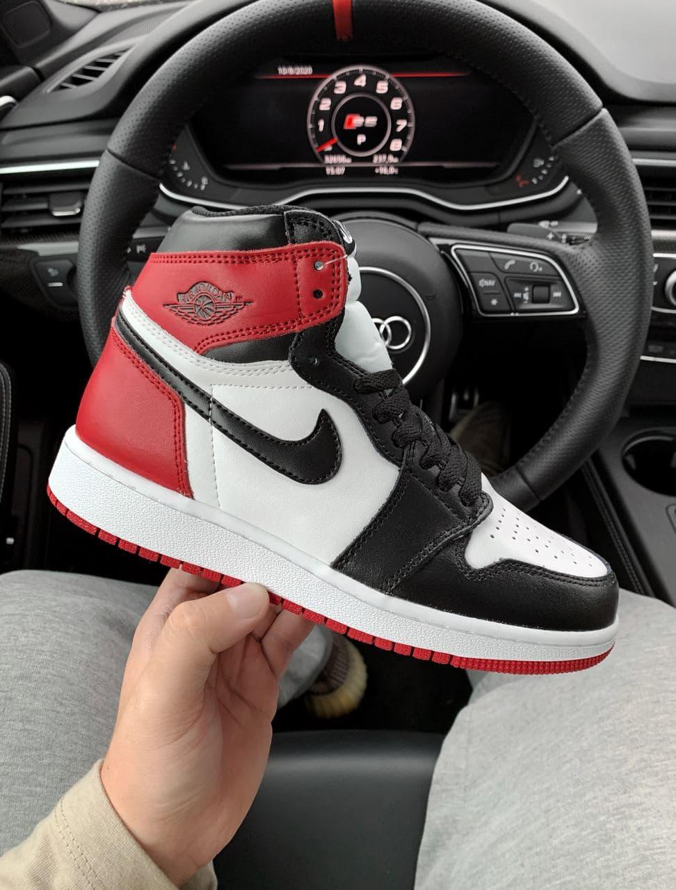 

Мужские кроссовки Nike Air Jordan Retro 1 Black Red White / Найк Аир Джордан Ретро 1 Черные Красные Белые 44, Красный