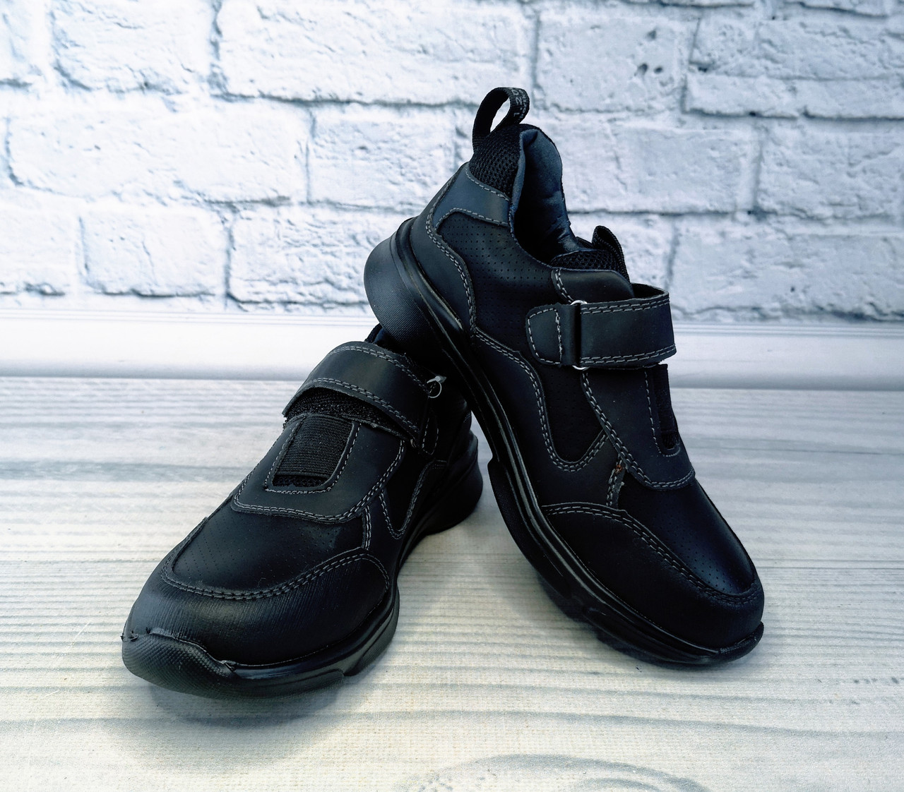 

Кроссовки для мальчиков Черные Kimbo-o размер 37