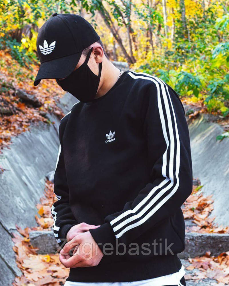 

Теплый свитшот Adidas Badge черный