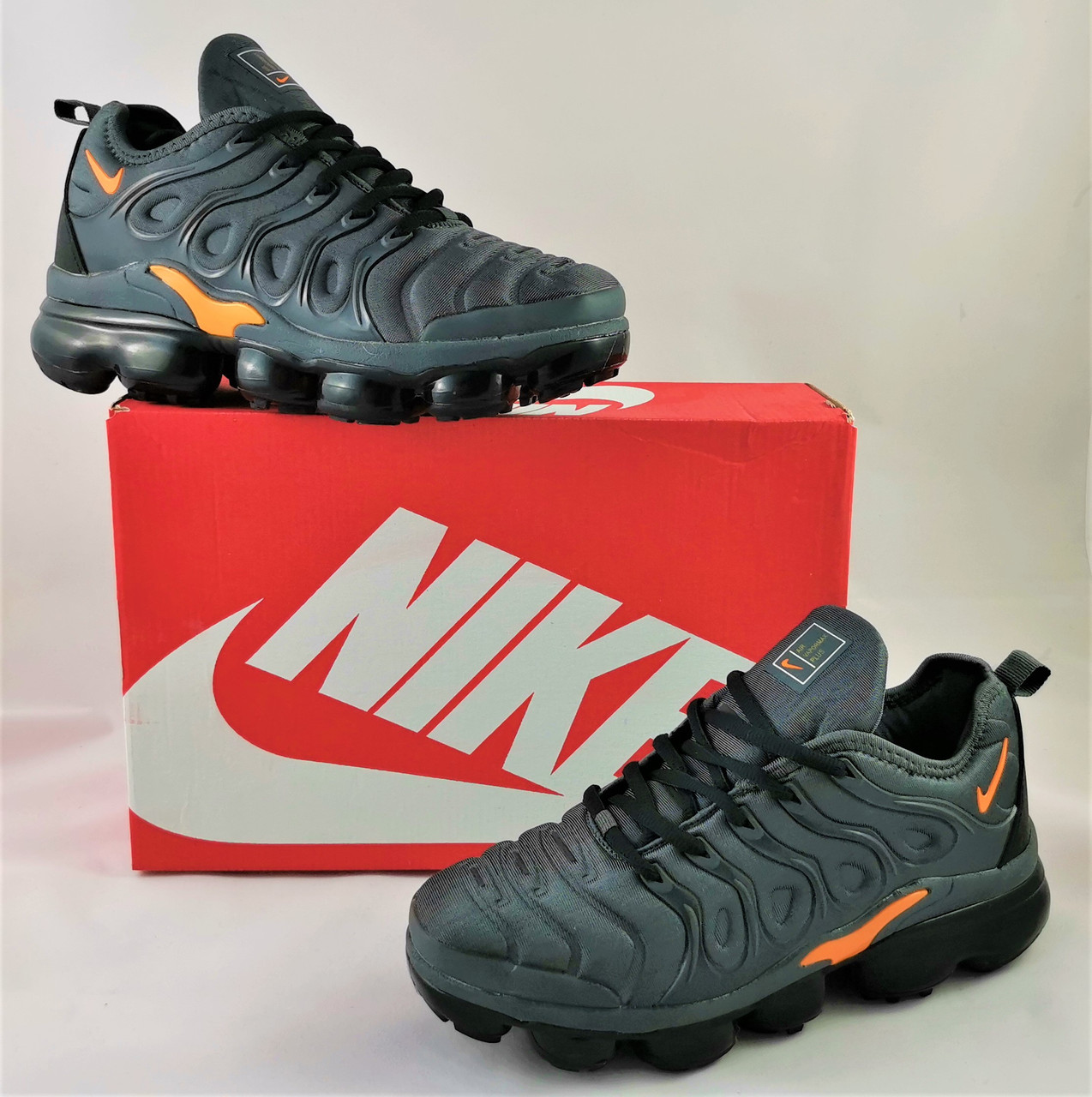 

Мужские Кроссовки N!ke Air VaporMax Plus Серые Найк (размеры: 41,42,43,44,45) Видео Обзор