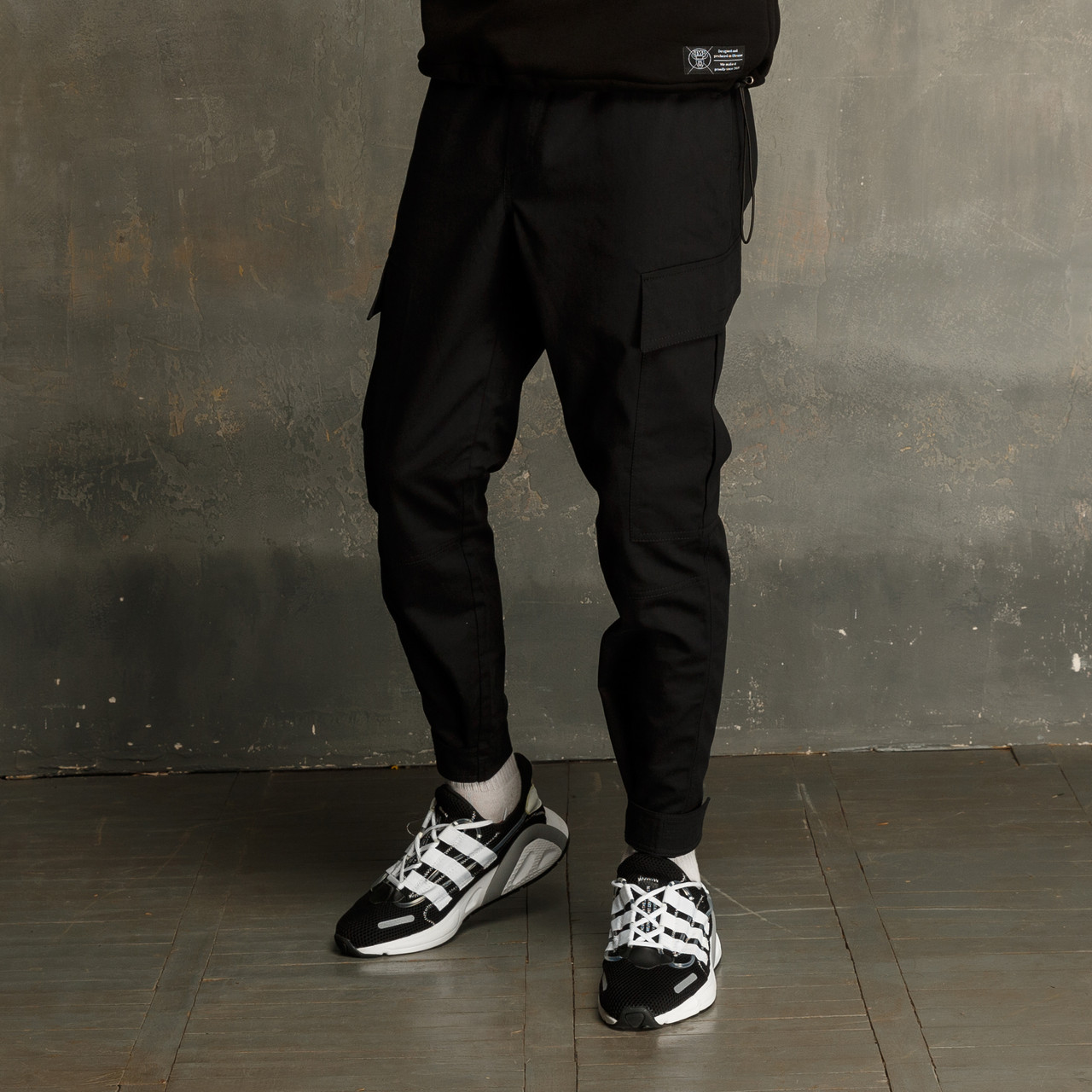 Завужені карго штани чорні чоловічі від бренду ТУР Карнаж розмір TURWEAR - Фото 4