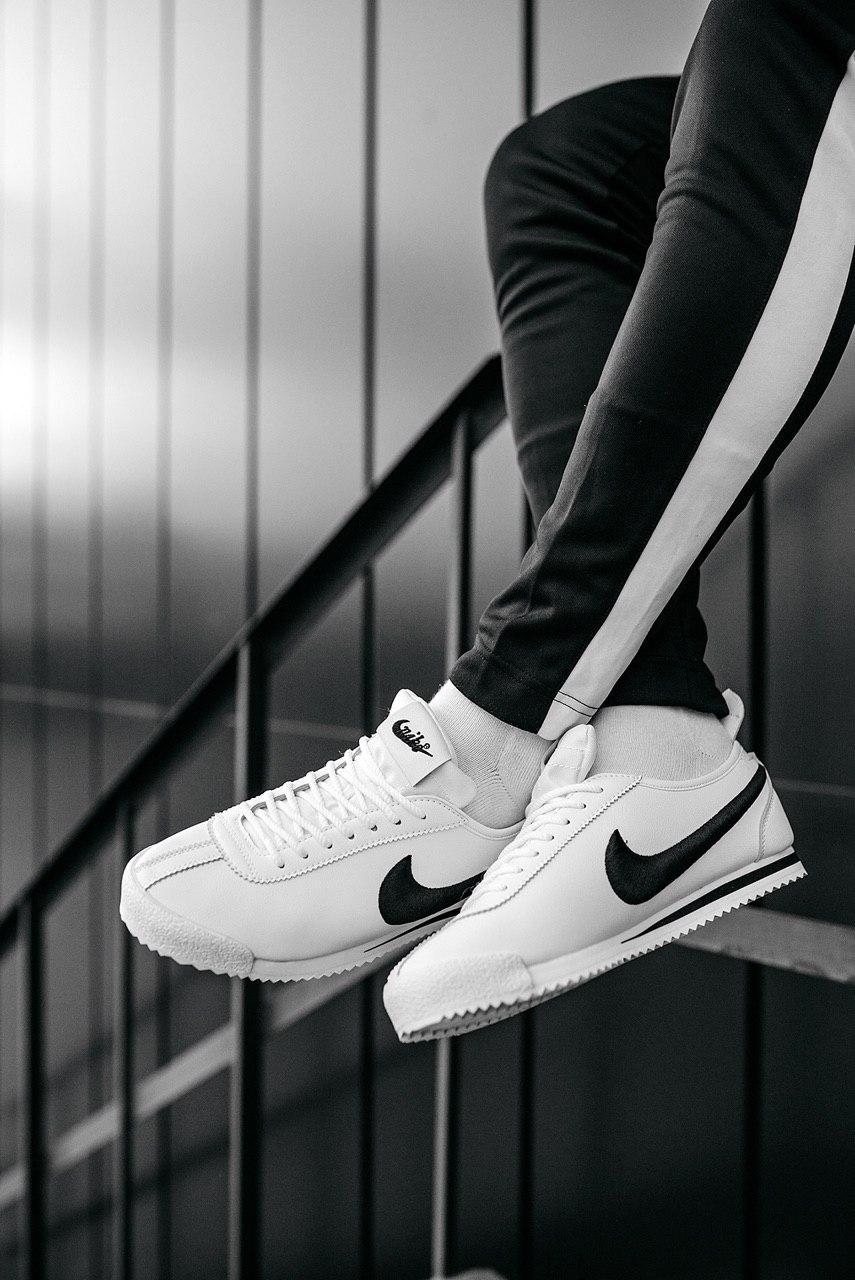 

Кроссы Найк Кортез мужские. Беговые мужские кроссовки бело-черные Nike Cortez White/Black. 45