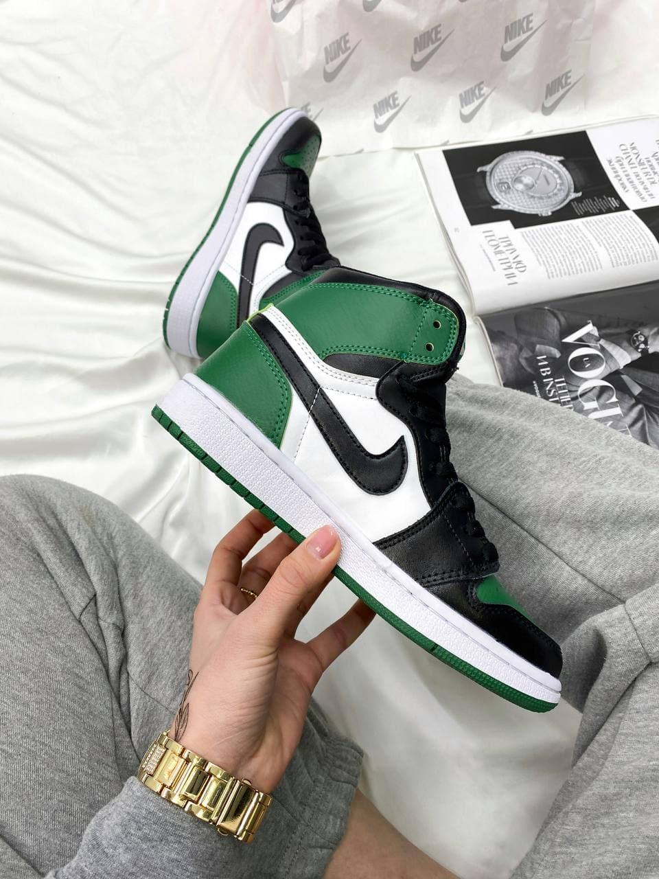 

Женские кроссовки Nike Air Jordan Retro 1 High Black Green / Найк Аир Джордан Ретро 1 Высокие Черные Зеленые, Зелёный