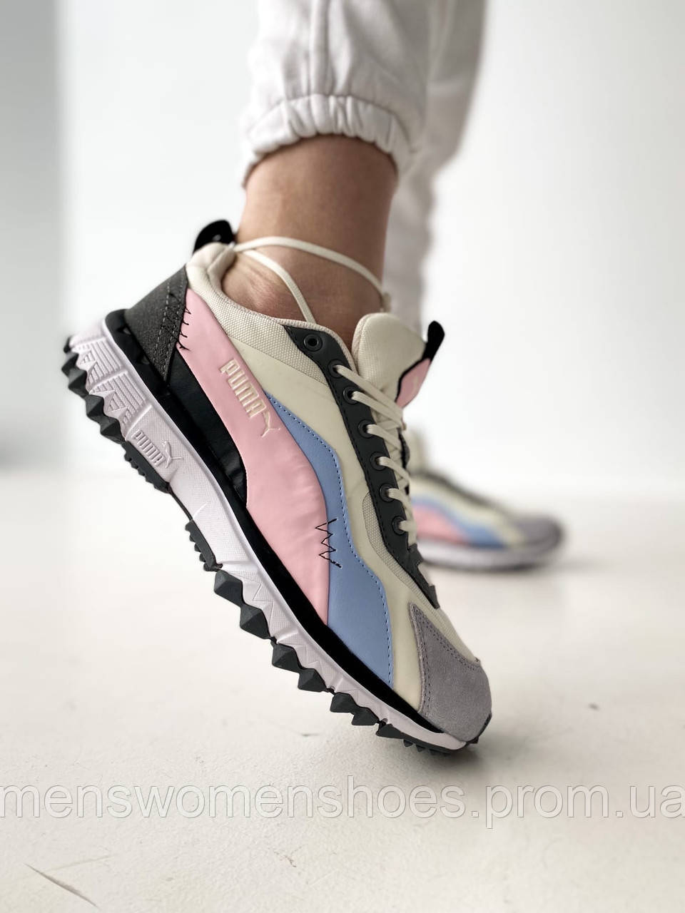 

Кроссовки женские Puma, Белый