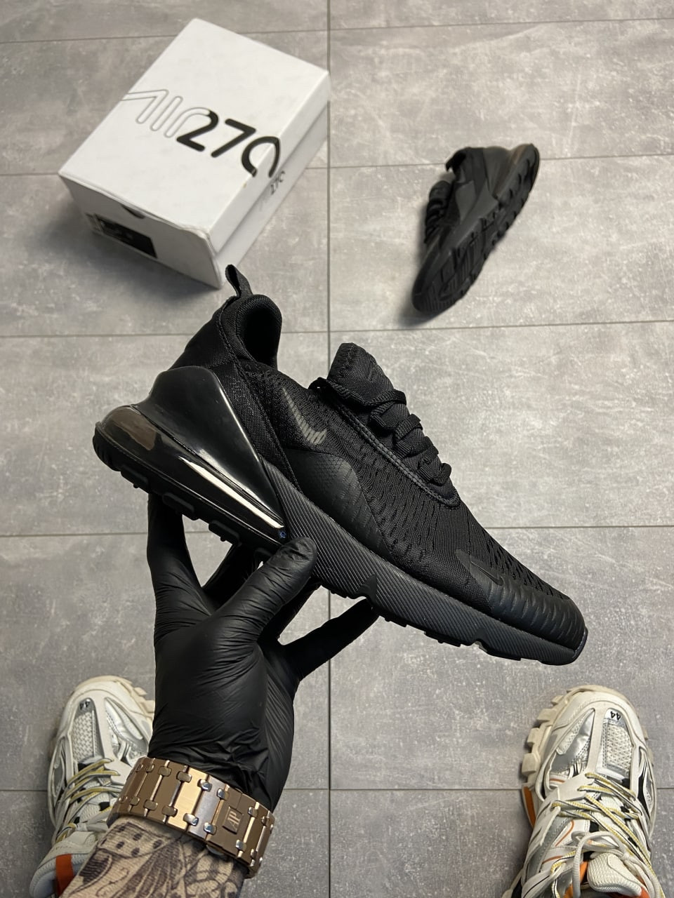 

Кроссовки Nike Air Max 270 Triple Black 45, Разноцвет