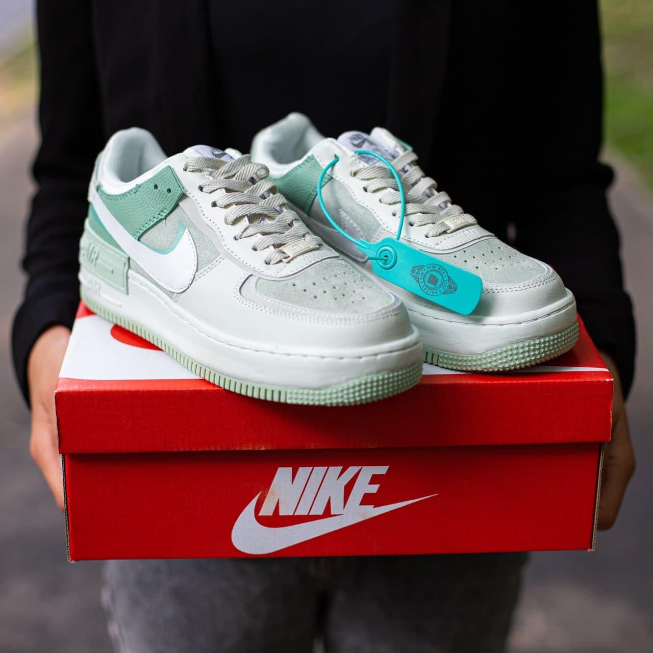 

Женские кроссовки Nike Air Force Shadow Green Mint / Найк Аир Форс Шадоу Зеленая мята 37