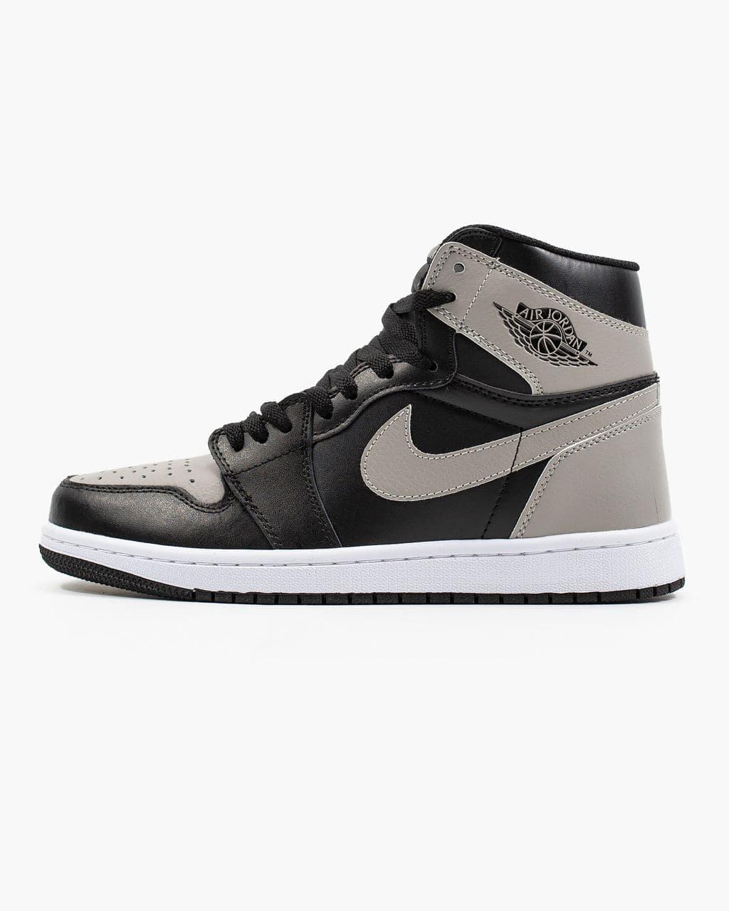 

Мужские кроссовки Nike Air Jordan Retro 1 Black Grey / Найк Аир Джордан Ретро 1 Черные Серые 42, Черный