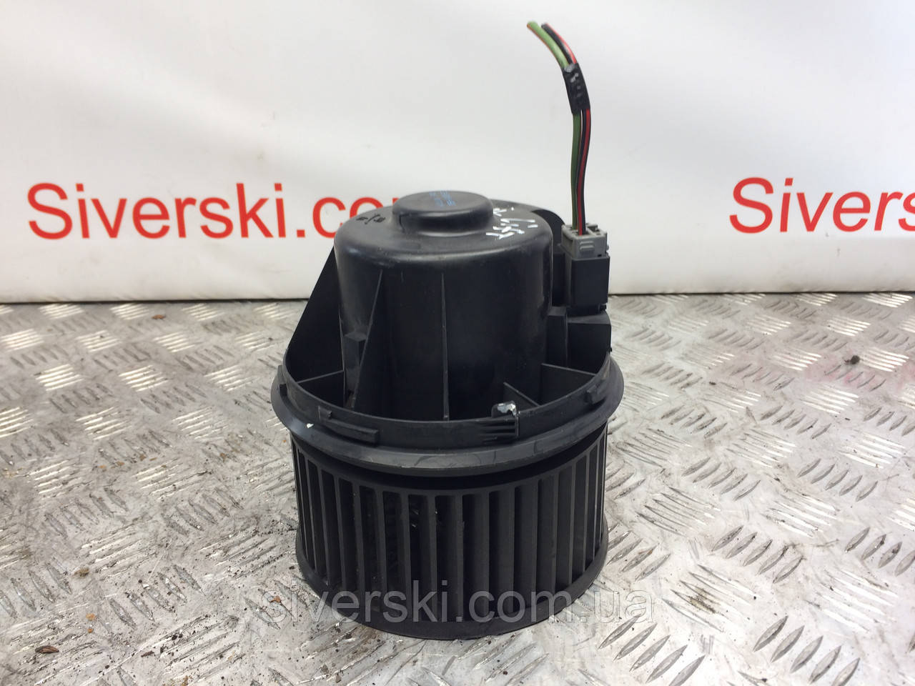 

Вентилятор печки, моторчик отопителя печки Ford Focus 2, C-max 3M5H18456AD