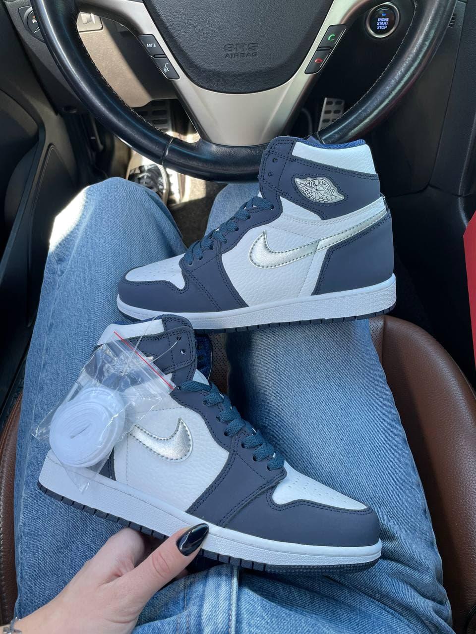 

Женские кроссовки Nike Air Jordan Retro 1 Blue White / Найк Аир Джордан Ретро 1 Синие Белые 37, Синий