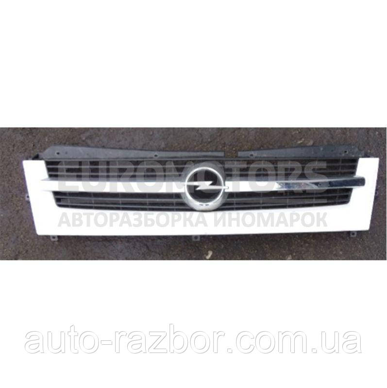 

Решетка радиатора 03- Renault Master 1998-2010 29707 8200233763