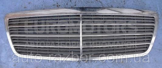 

Решетка радиатора Mercedes E-class (W210) 1995-2002 37678 2108800583
