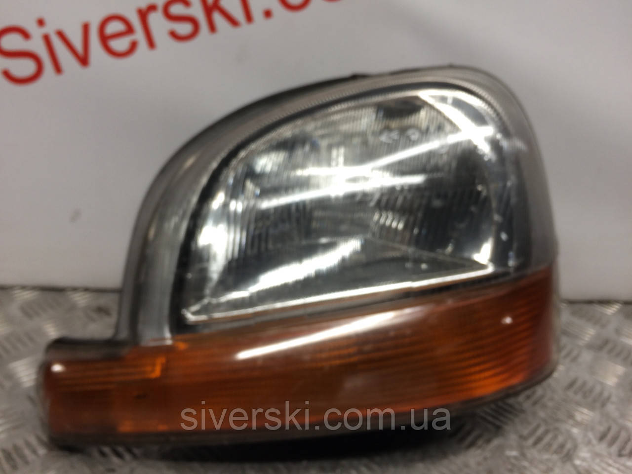 

Фара передняя левая, оптика Renault Kangoo 99 L
