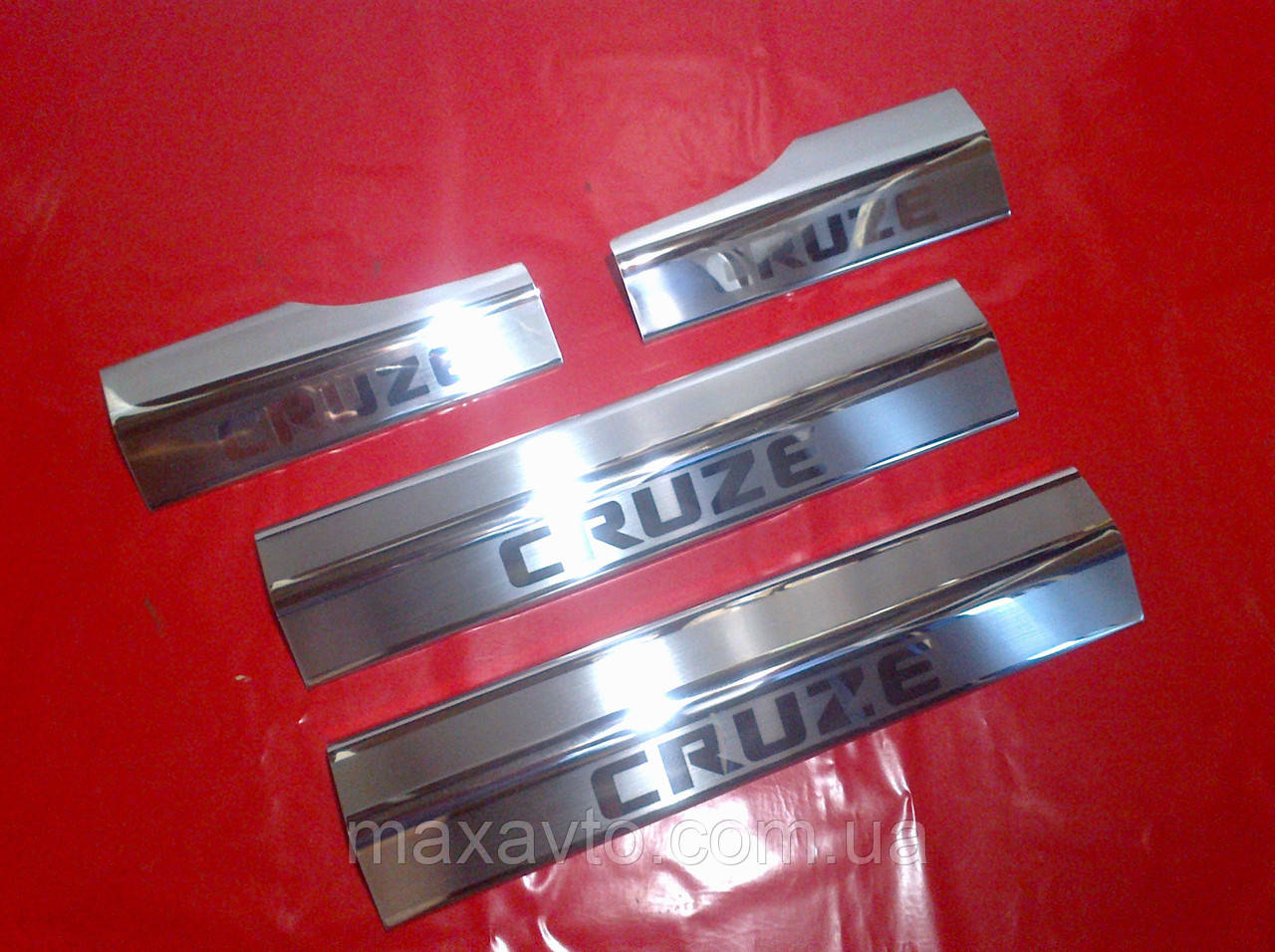 

Накладки на пороги внутренние CHEVROLET CRUZE