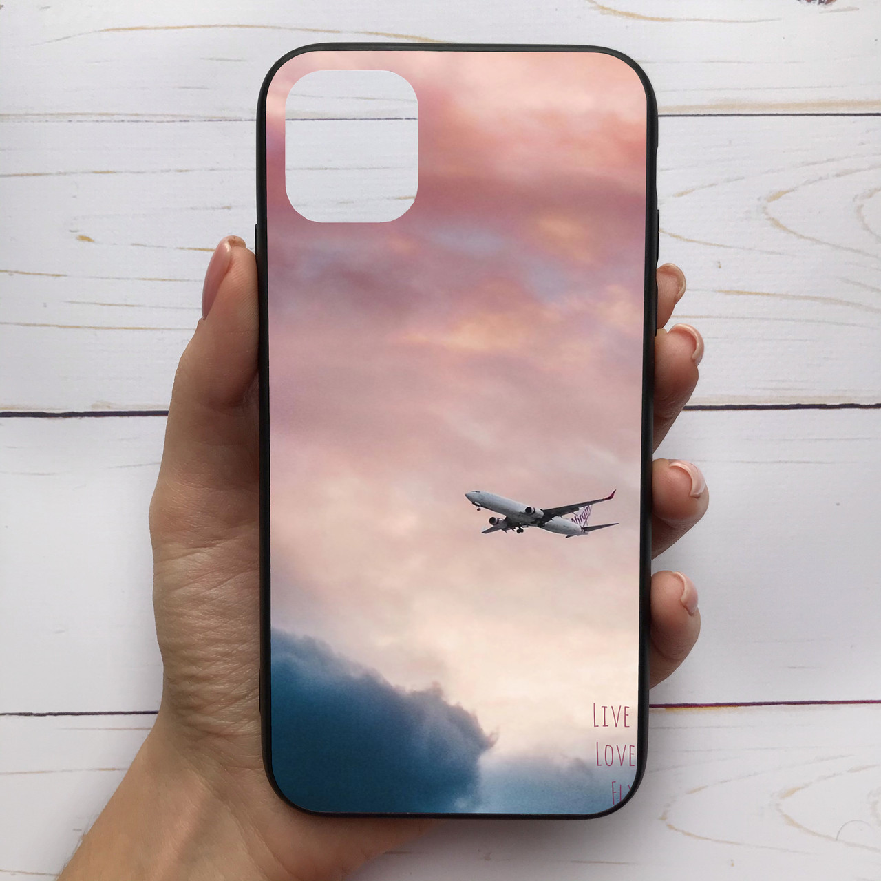 

̂ Чехол-накладка силиконовый для Apple iPhone 11 с рисунком принтом Live love fly M-286487, Разные цвета