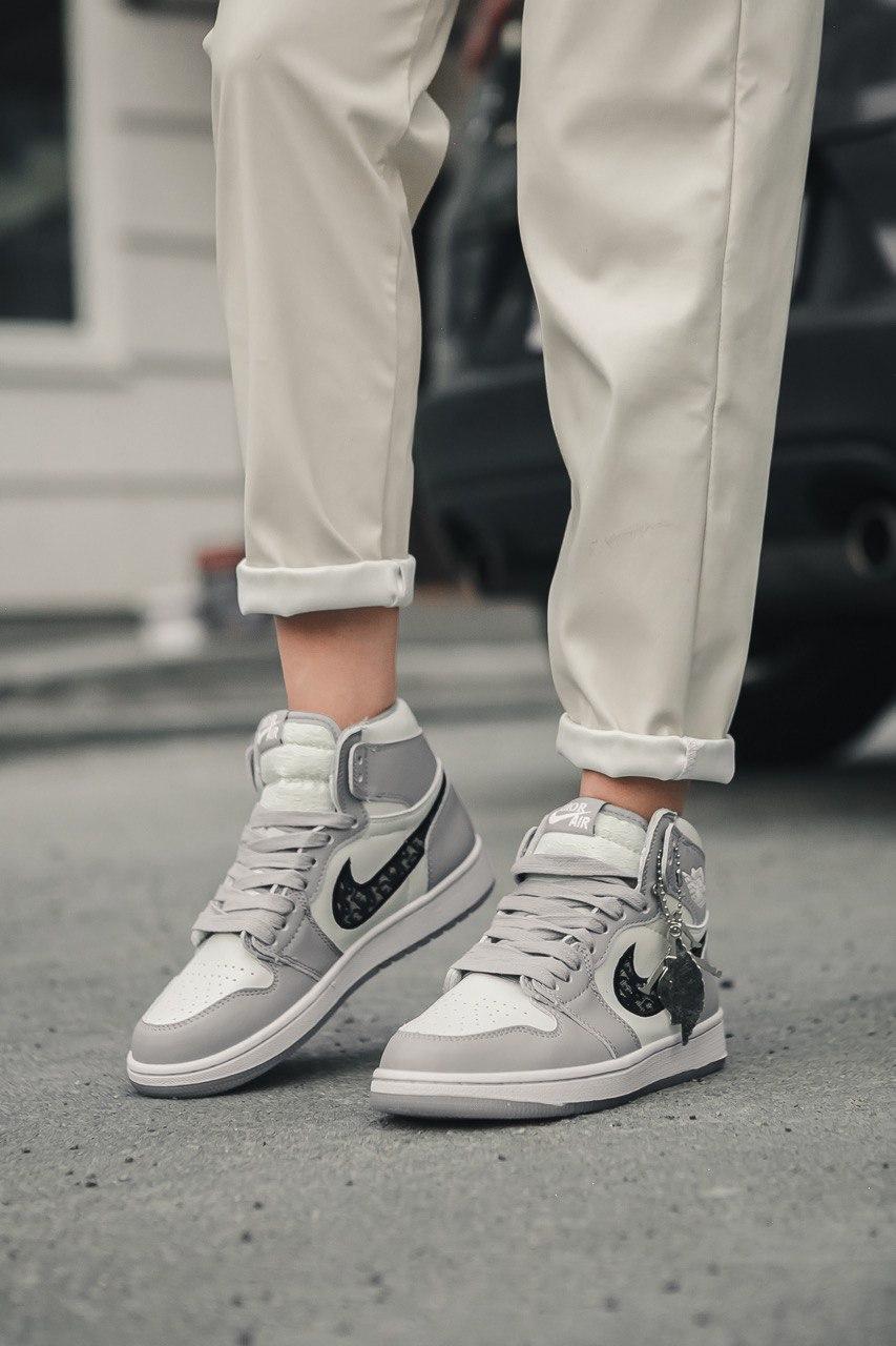 

Женские кроссовки Nike Air Jordan Grey / Найк Аир Джордан Серый
