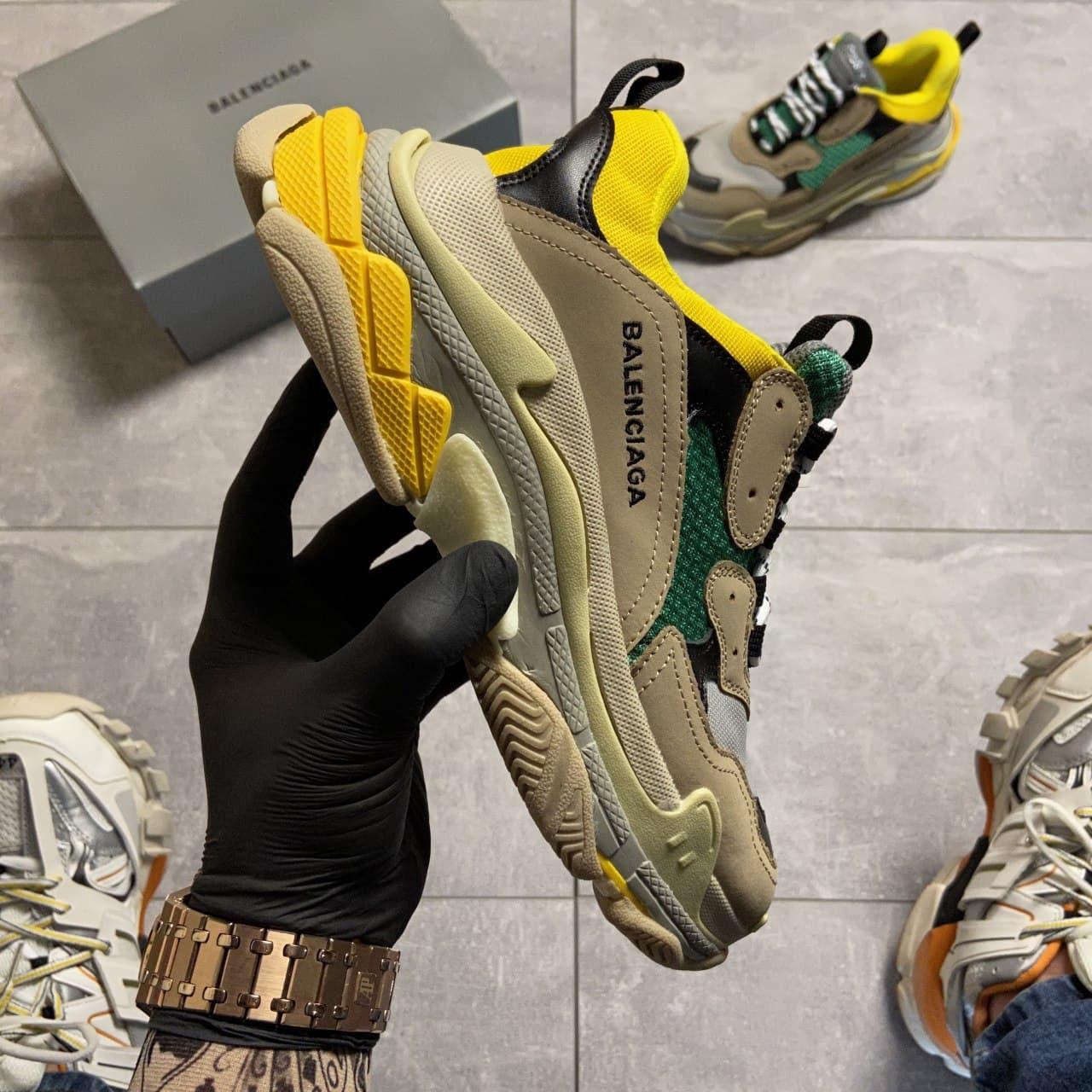 

Женские кроссовки Balenciaga Triple S Beige Yellow Green / Баленсиага Трипл С Бежевые Желтые Зеленые, Бежевый