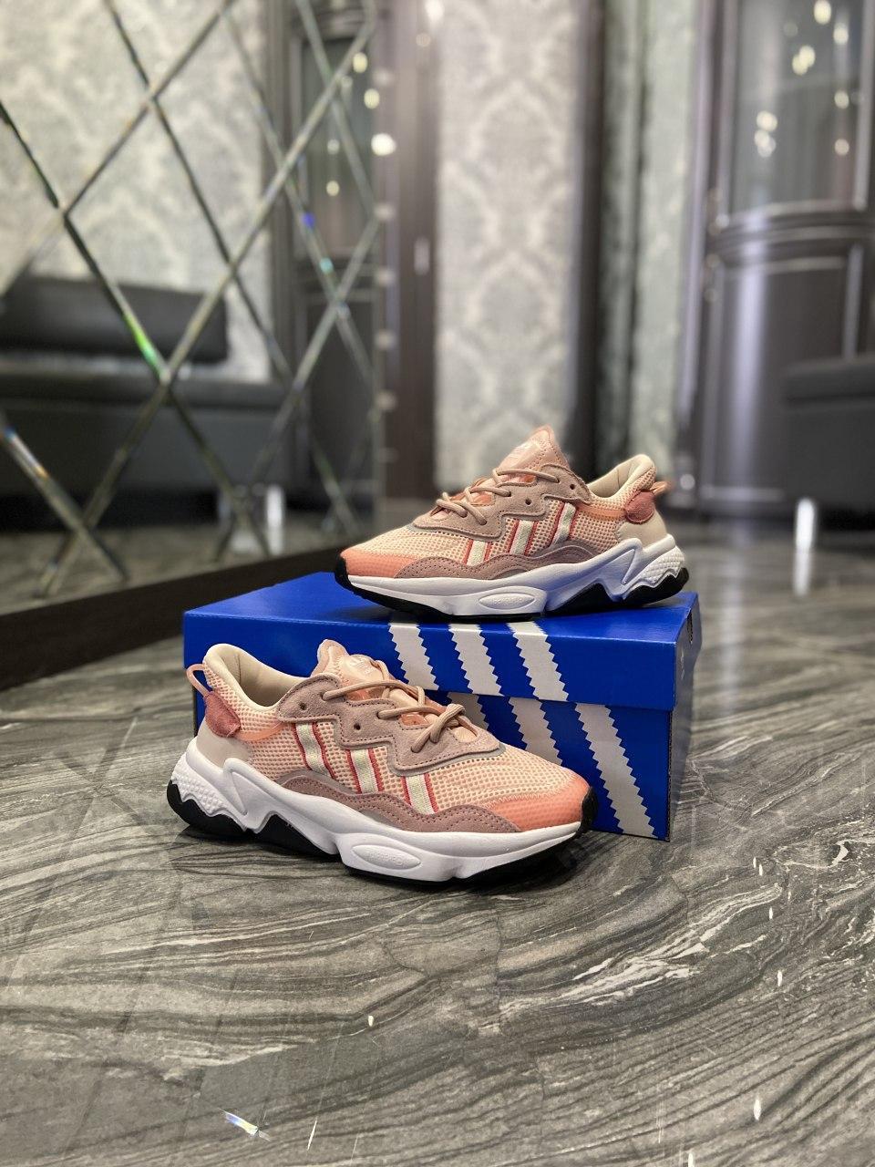 

Женские кроссовки Adidas Ozweego Peach White / Адидас Озвего Персиковый Белый 38