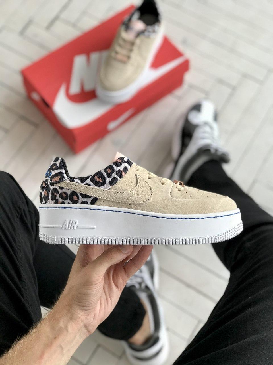 

Женские кроссовки Nike Air Force Low Sage Platform Beige / Найк Аир Форс 1 Лоу Сейдж Бежевые 39, Бежевый