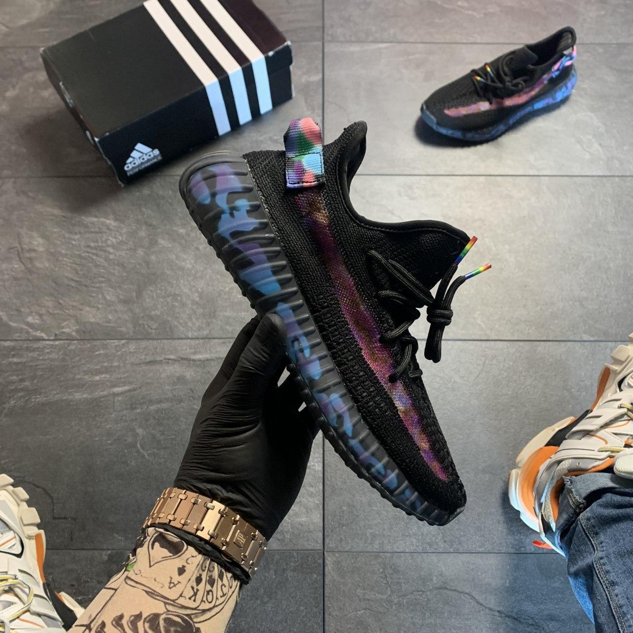 

Мужские кроссовки Adidas Yeezy Boost 350 V2 Black Blue Camo / Адидас Изи Буст 350 Черные Синие Камуфляж 43, Черный